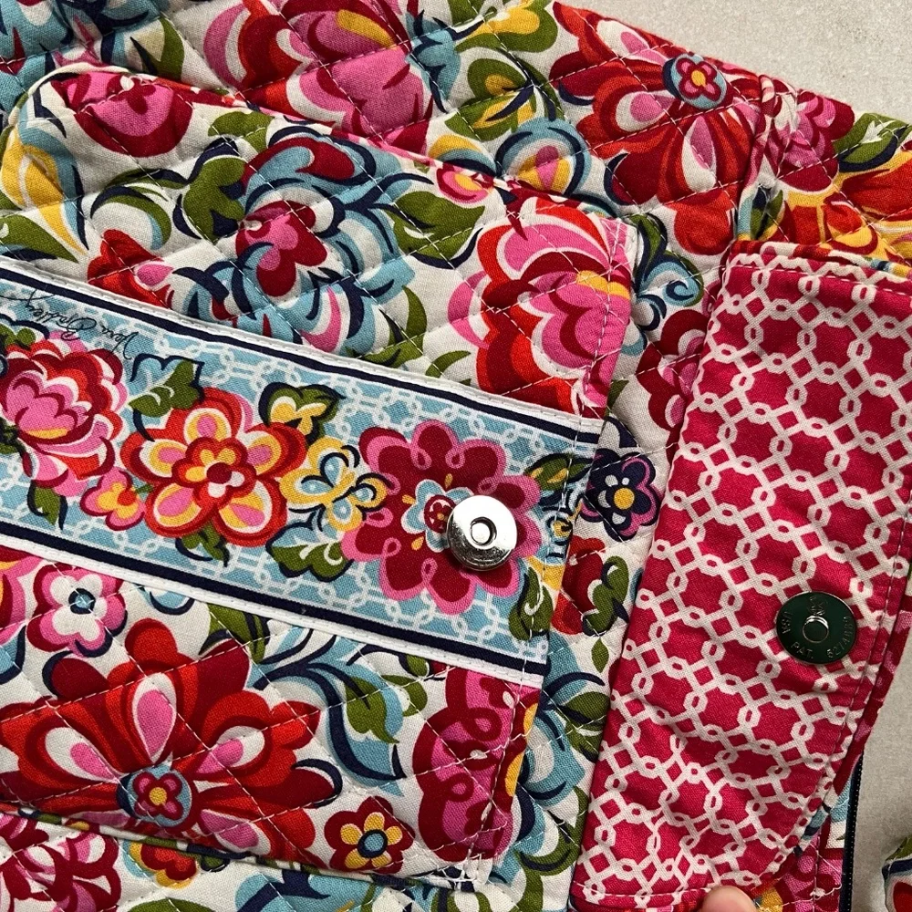 Vera Bradley Floral Pattern Zipper Shoulder Bag